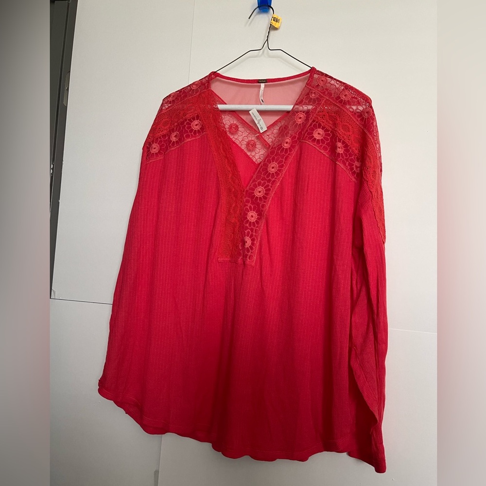Free people oversized medium lace top long sleeve tee sweater